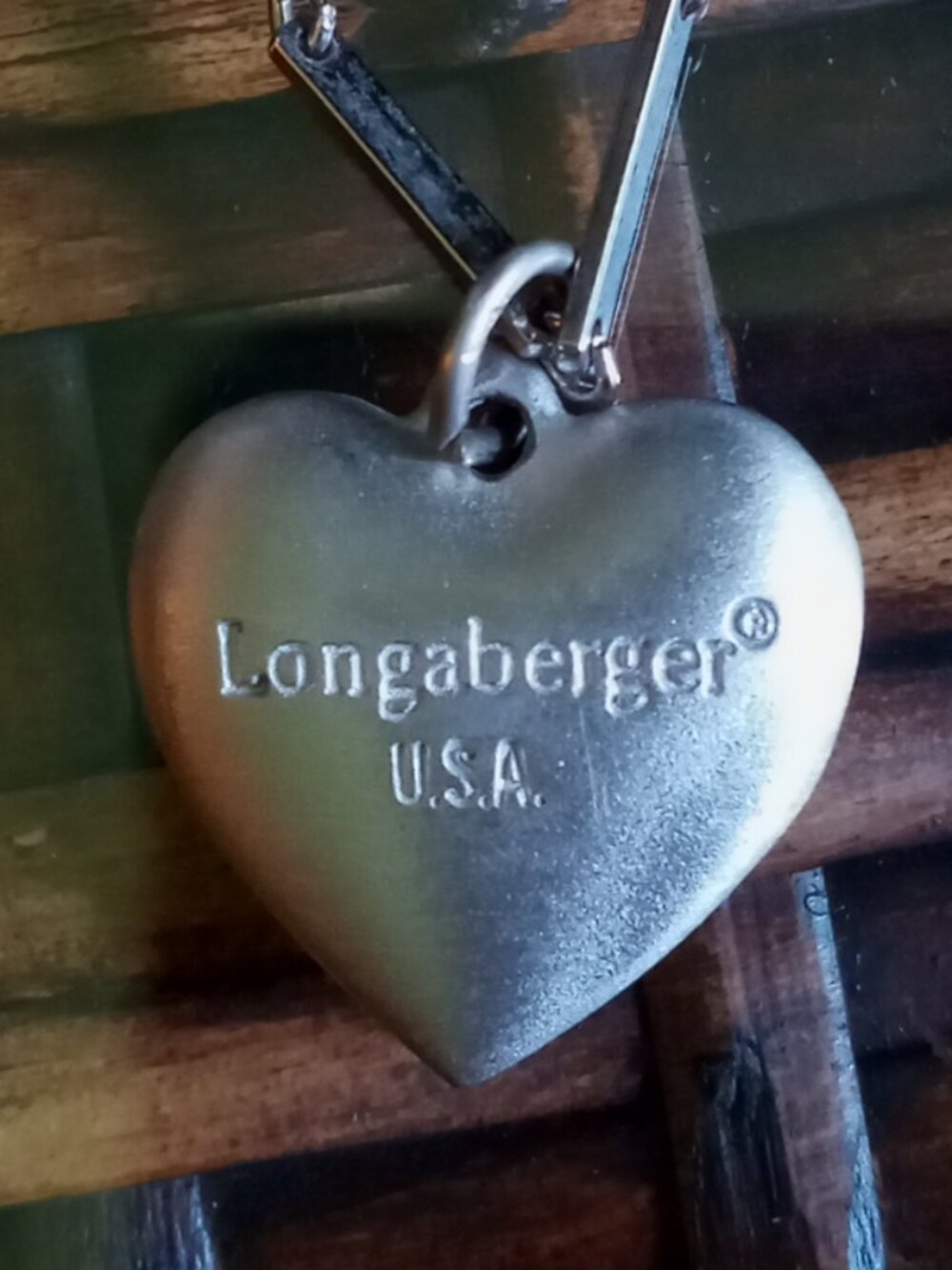 Longaberger 2002 Sweetest Gift Basket Red Enamel Heart Pewter Charm Necklace